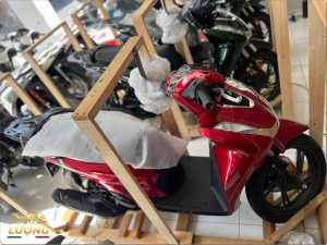 Honda SH Ý 150i Sport Edition màu đỏ đô